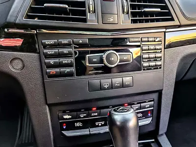 2013 Mercedes-BENZ E-CLASS — миниатюра 15
