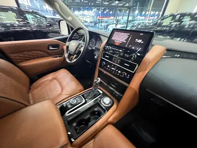2024 Infiniti QX80 — миниатюра 12
