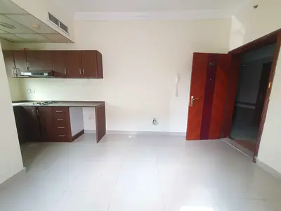 HOT OFFER BIG SIZE STUDIO SEPRATE KITCHEN IN MUWAILEH