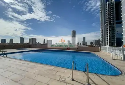 شقة حديثة بغرفة نوم واحدة | Lolena Residence | شرفة | دخول المسبح والنادي الرياضي