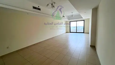 ثلاث غرف وصاله القصباء تكيف وباركينج وجيم ومسبح مجاني غرفة خادمه ماستر بلكونه خزائن بالخائط اطلاله بحريه
