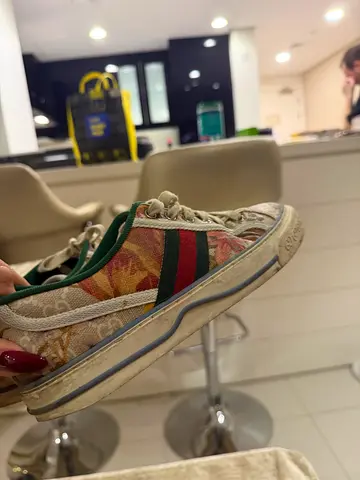 Gucci shoes