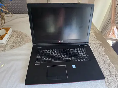 MSI Gaming Laptop 17" - excellent Condition, Intel i7 7th Gen, GTX 1070, 32 GB RAM