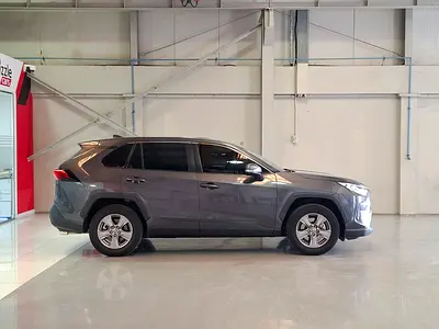 2024 Toyota RAV 4 — фото 4