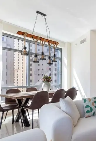 Long pendant light