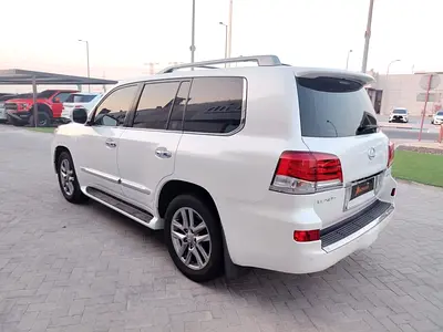 صورة 4 لـ 2013 Lexus LX-SERIES