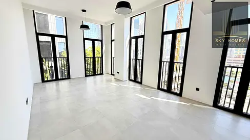 Huge size 2bhk Apartment With balcony Close to metro
