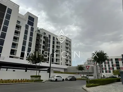 Move-In Ready | Stylish & Sophisticated Living