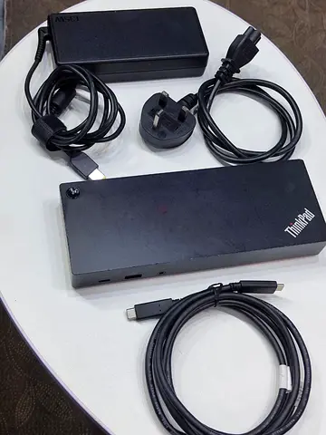 ThinkPad Hybrid USB-C with USB-A Dock 4k