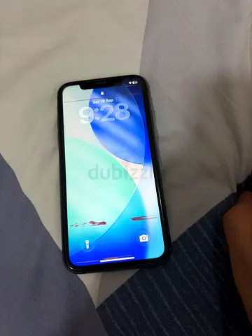 iPhone 11 64GB | 89% Battery | Original Parts | Damaged Screen but Fully Working