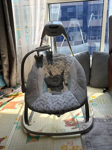 Graco electric baby swing in good condition