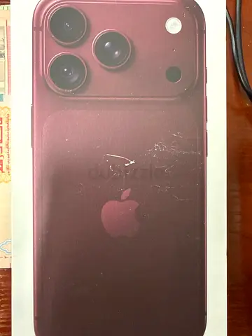 18 pro max 1 Tb Burgandy