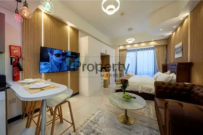 12 Payments Option |Spacious| Opposite Circle Mall
