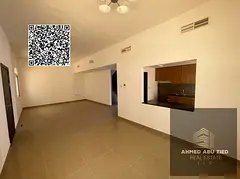 Luxury villa with 2 months free: 3 master bedrooms, built-in wardrobes, 5 bathrooms, central AC, Ame