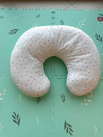 C-Shaped Nursing and Breastfeeding Pillow