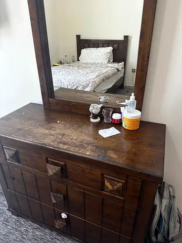Bed with drawer and mirror organizer