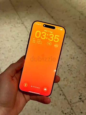 iPhone 17 Pro max ( Absolute Mint Condition)