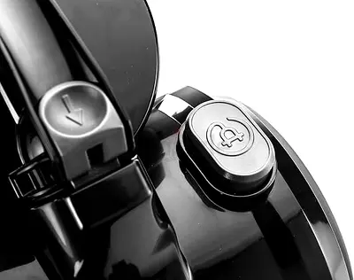 BLACK+DECKER Multi-Cyclonic Bagless Vacuum Cleaner VM1480 B5