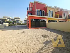 Single Row E-Corner | Spacious Plot | 4 Cheques