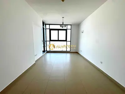 شقة مشرقة بغرفة نوم واحدة | مبنى أوريون أرجان | إطلالات على المدينة والصحراء | شرفة