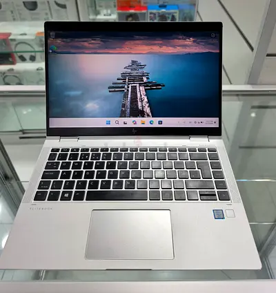 Hp Elitebook laptop x360 Touchscreen Core i7 32GB Ram 512GB SSD