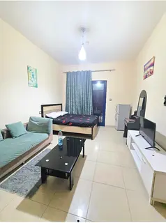 Masterbedroom with attached bathroom available for family
