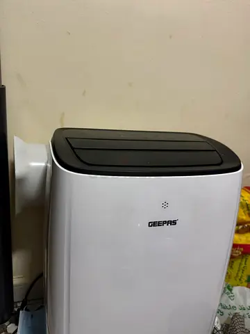Geepas Portable Air Cooler / Humidifier - Compact Unit in Good Condition