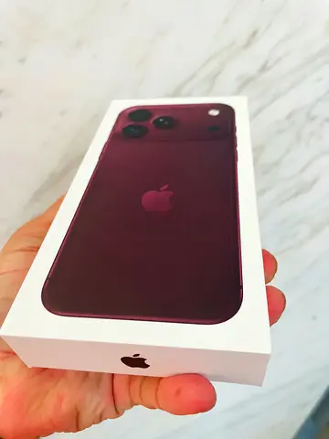 Brand New Apple iPhone 18 Pro Max Burgundy (sealed box)