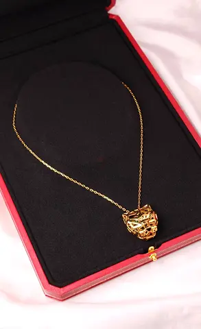 Cartier   PANTHERE DE’ CARTIER NECKLACE