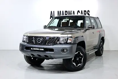 Nissan Patrol Super Safari 2022 GCC Specs-76000KM-PRISTINE CONDITION
