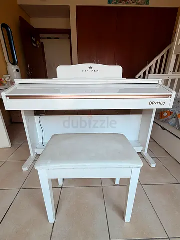 White Steiner DP-1100 Digital Piano with Bench - Good Condition