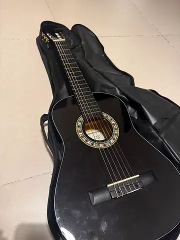 Carlos kids guitar black