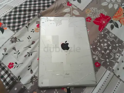 IPad9the gen broken screen glass display works fine