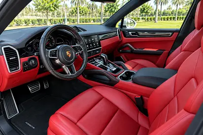 صورة 7 لـ 2020 Porsche CAYENNE