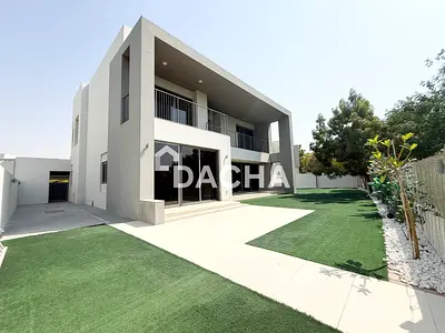 Large Plot | Greenbelt | Vacant