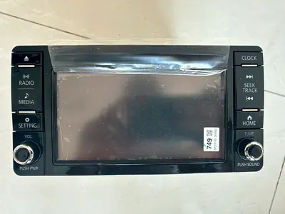 Mitsubishi Car Stereo Head Unit with Touchscreen (New) not used