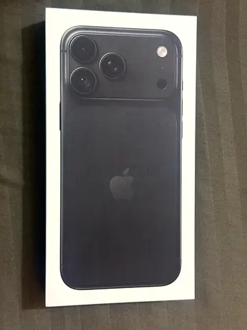 Sealed Apple iPhone (Black) 18 Pro Max 256GB -TDRA