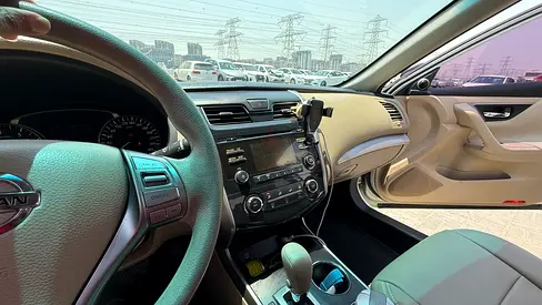 Nissan Altima SV 2016 GCC Specs 4 brand bew dunlop tyres