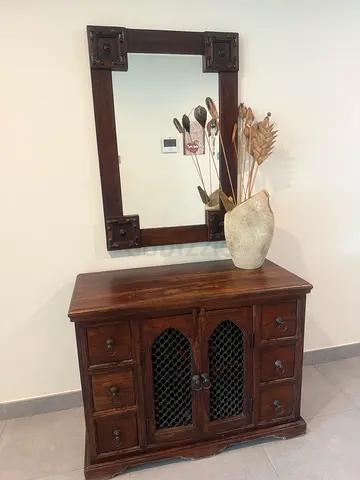 Console with mirror by Marina Home