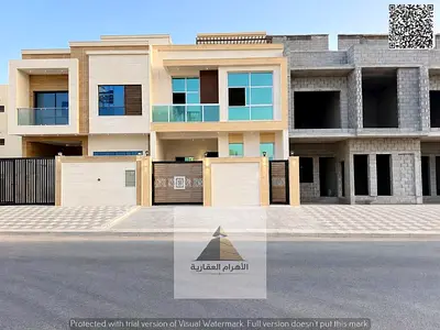 An exceptional deal on a high-quality, 5-bedroom townhouse—includes electricity, water, and air conditioning.
