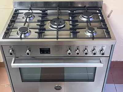 Bertazzoni gas electric cooker 90 cm good condition for sale