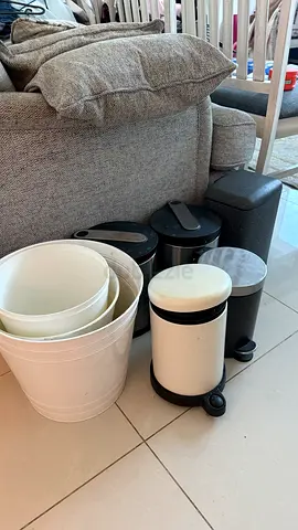 Bundle of small pedal trash bins and plastic pots - used