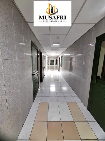 NO COMMISSION//WITH ONE MONTH FREE//SPACIOUS 2 BHK FLAT//PRIME LOCATION EASY EXIT TO DUBAI///