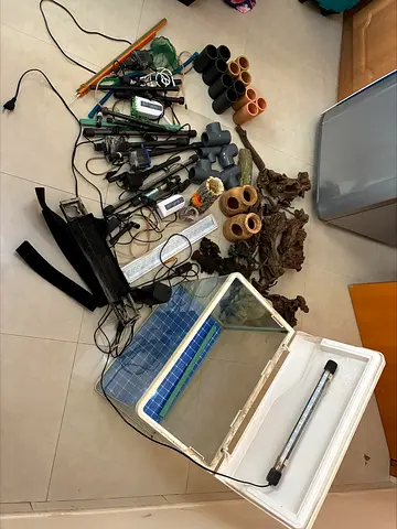 Used Aquarium Tank with Pumps, Filters, Lights and Decor - Full Kit