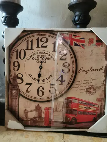 Vintage London-themed Wall Clock (boxed)