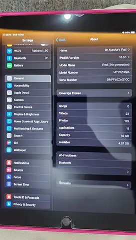 iPad (8th generation) 32GB and apple pencil 1st Generation with iPad case - Good working condition