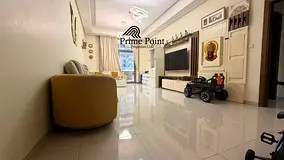 Furnished / close kitchen / laundry room