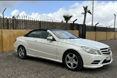 Mercedes-Benz E-Class E 300 2013 GCC Specs
