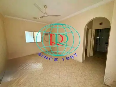 1 BR HALL FLAT FOR FAMILY AVAILABLE IN UM TARAFA AREA NEAR SHARJAH CENTRAL POST OFFICE