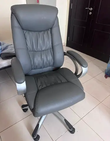 Grey leather executive office chair - good condition